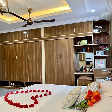 Seyramz Palace - Free Airport Pick Up - High Speed Starlink Wifi - Car Rental Tamale Ngoại thất bức ảnh