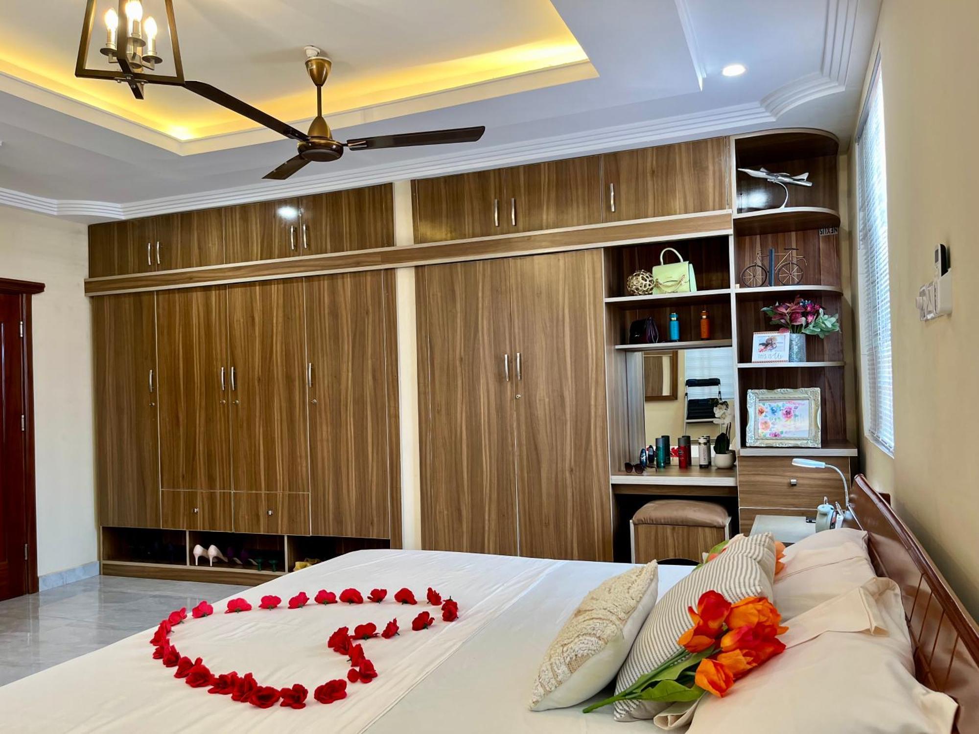 Seyramz Palace - Free Airport Pick Up - High Speed Starlink Wifi - Car Rental Tamale Ngoại thất bức ảnh